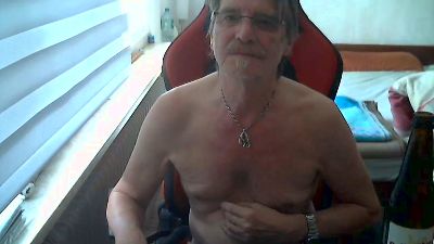 ghost345 live cam on Cam4