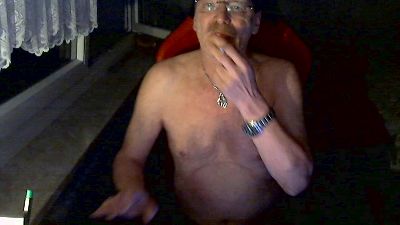 ghost345 live cam on Cam4