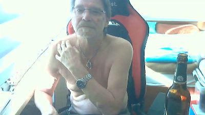 ghost345 live cam on Cam4
