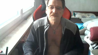 ghost345 live cam on Cam4