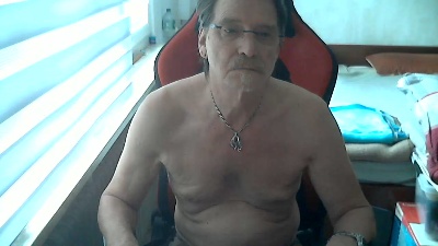 ghost345 live cam on Cam4