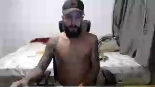 ghusantos30 live cam on Cam4