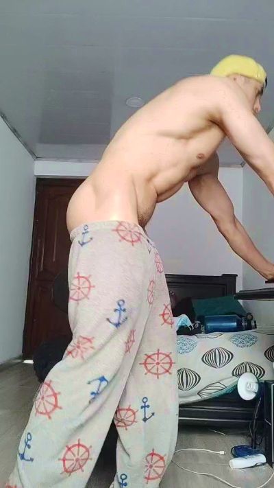 nude voyeur cam Gianluca 33