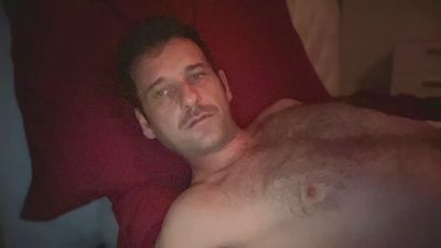 gianni799 live cam on Cam4