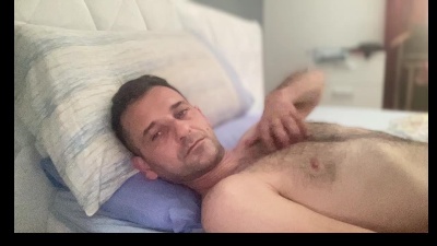 gianni799 live cam on Cam4