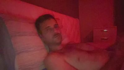 gianni799 live cam on Cam4