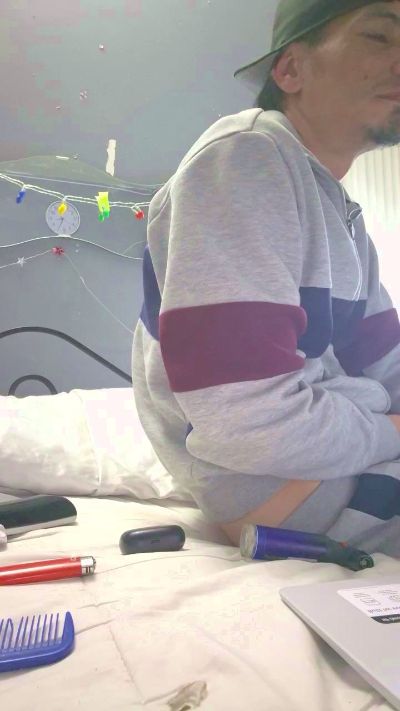 gifted79 live cam on Cam4