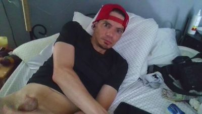 gifted79 live cam on Cam4