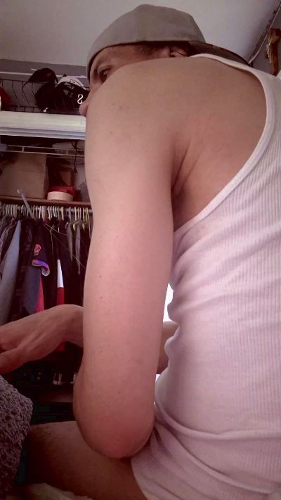 gifted79 live cam on Cam4