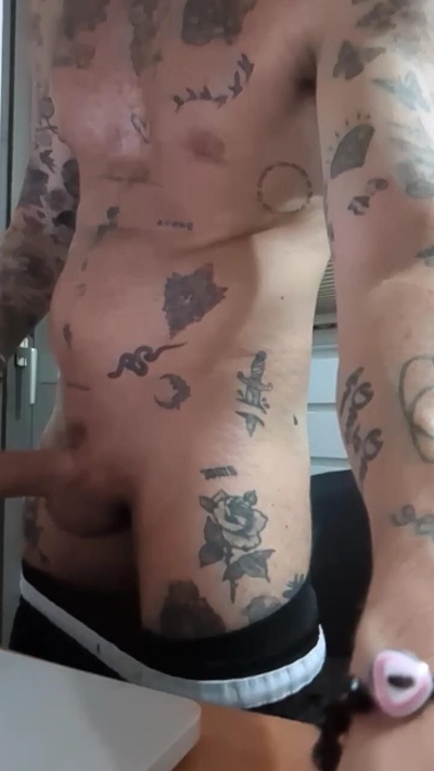 gigietto24 live cam on Cam4