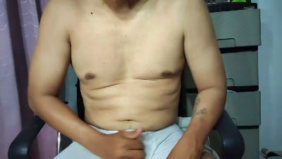 gigolo_yonan live cam on Cam4