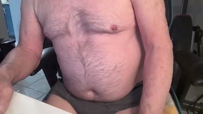 gilot24 live cam on Cam4