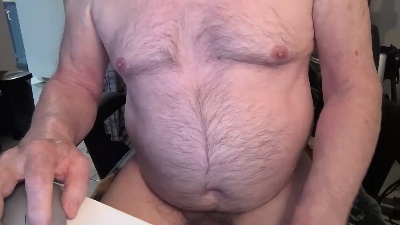 gilot24 live cam on Cam4