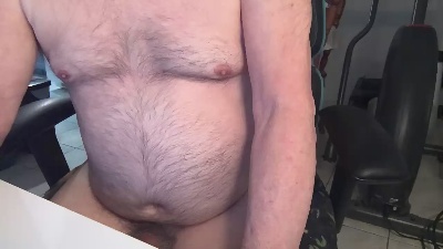 gilot24 live cam on Cam4