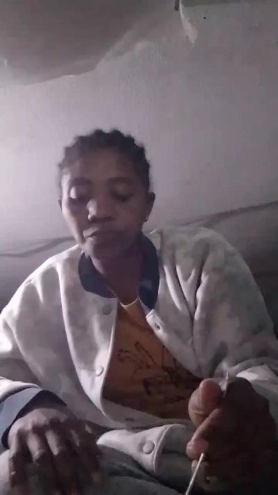 gina3 live cam on Cam4