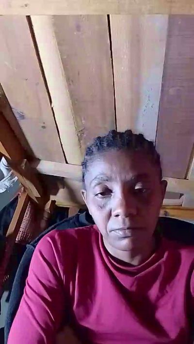 gina3 live cam on Cam4