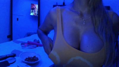 ginaweb live cam on Cam4