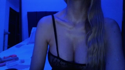 ginaweb live cam on Cam4
