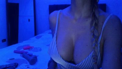 ginaweb live cam on Cam4