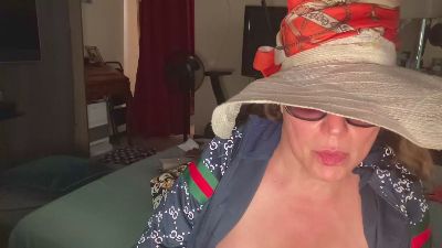 ginevracam4 live cam on Cam4