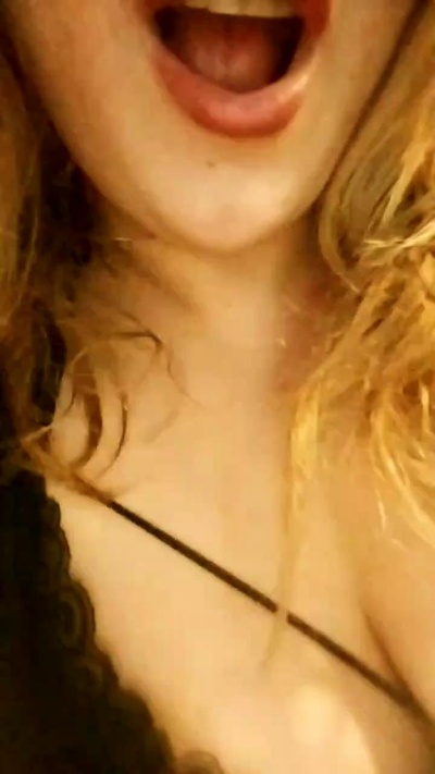 ginevrasexsexy live cam on Cam4
