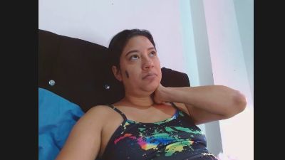 ginna_sanders live cam on Cam4