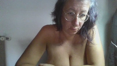 ginnygi live cam on Cam4
