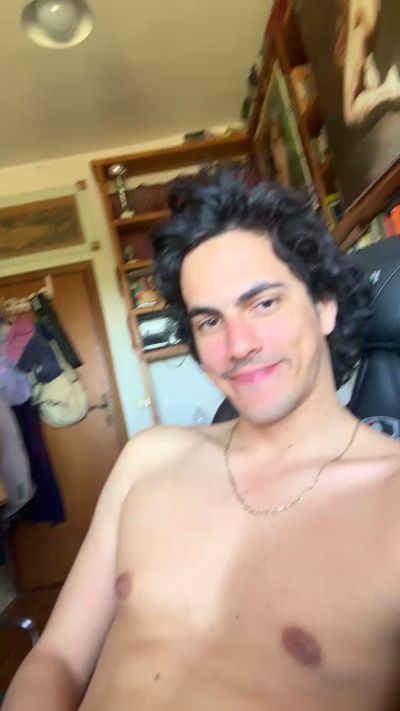 gionny1995 live cam and statistics on UnifiedCams
