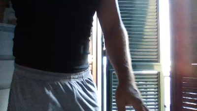 giovan2020 live cam on Cam4