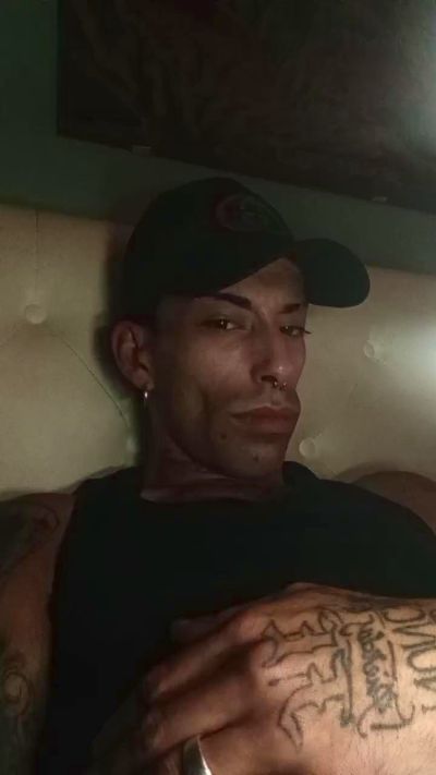 giovaneconte1 live cam on Cam4