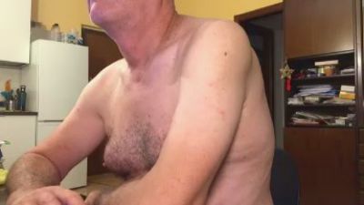 giovanni1964 live cam on Cam4