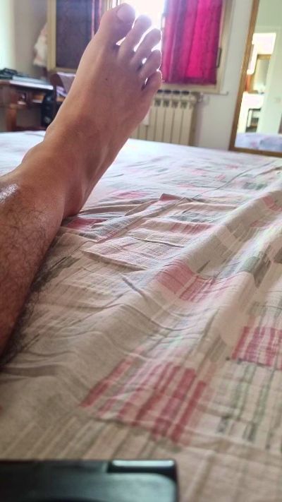 giovanni344 live cam on Cam4
