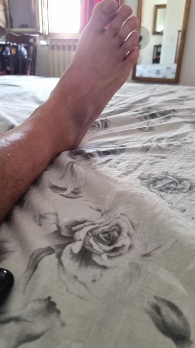 giovanni344 live cam on Cam4