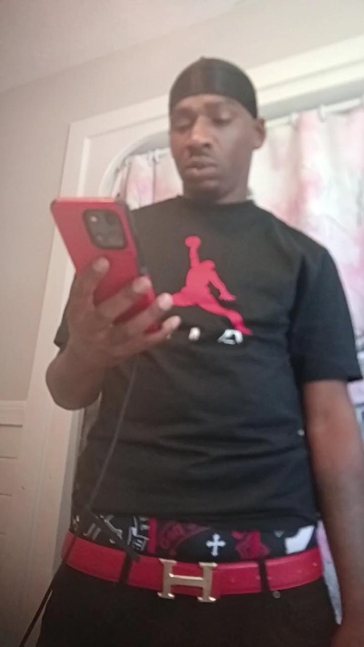 giovannidadon1 live cam on Cam4