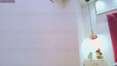 girl_amada live cam on Cam4