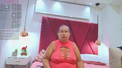 girl_amada live cam on Cam4