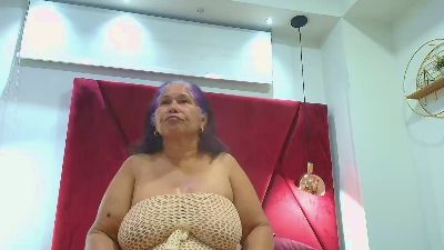 girl_amada live cam on Cam4