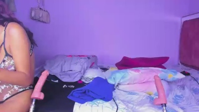 girls_pleasure0 live cam on Cam4