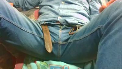 giulio_35 live cam on Cam4