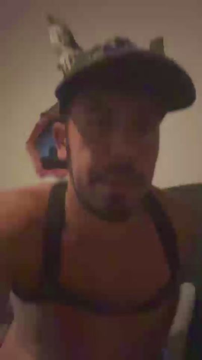 giuly89sexy live cam on Cam4