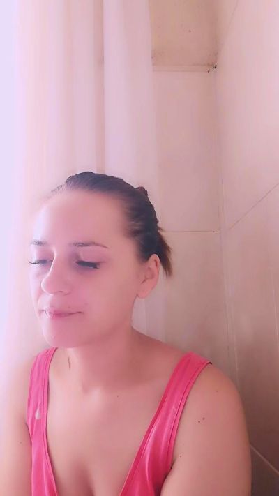 giulysexy4 live cam on Cam4