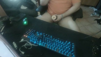 giuppo88 live cam on Cam4