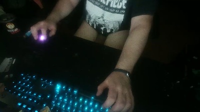 giuppo88 live cam on Cam4