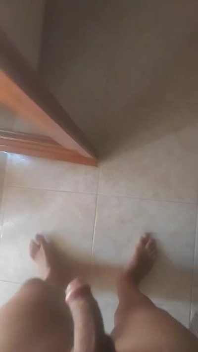 giuseppe18 live cam on Cam4