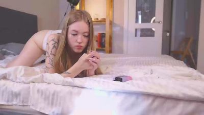 gloryahall live cam on Cam4