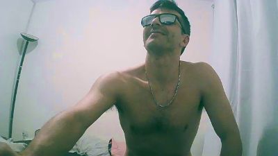 glup300 live cam on Cam4