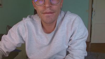 gmass23 live cam on Cam4