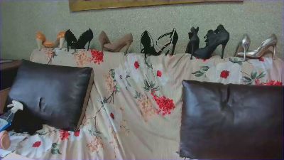 goddess_kenya live cam on Cam4