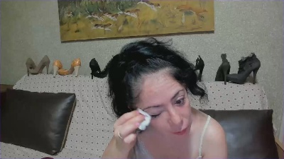 goddess_kenya live cam on Cam4