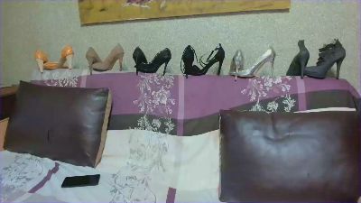 goddess_kenya live cam on Cam4